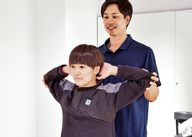 効果的なストレッチは回復を早めます。