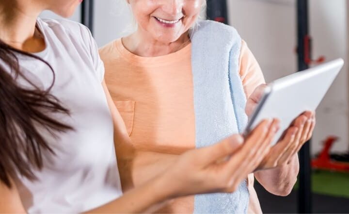 高齢者の体幹トレーニング効果とは？転倒予防・姿勢改善につながる理由を解説