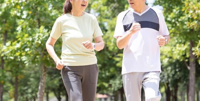 健康寿命を伸ばす運動とは？自立した体を保つために必要な運動と始め方
